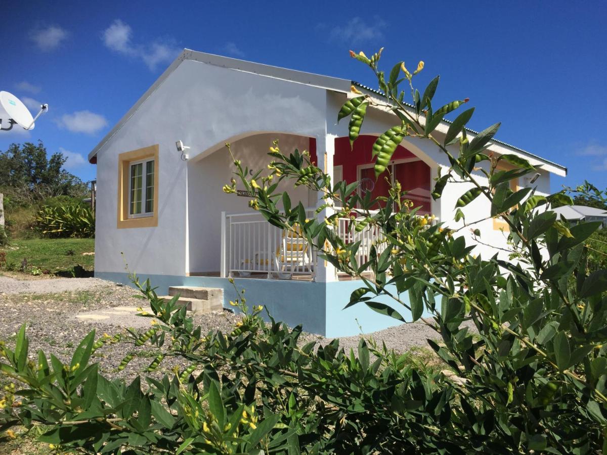 Вилла Planete Bleue Habitation Mes Desirs Beaurenom Экстерьер фото
