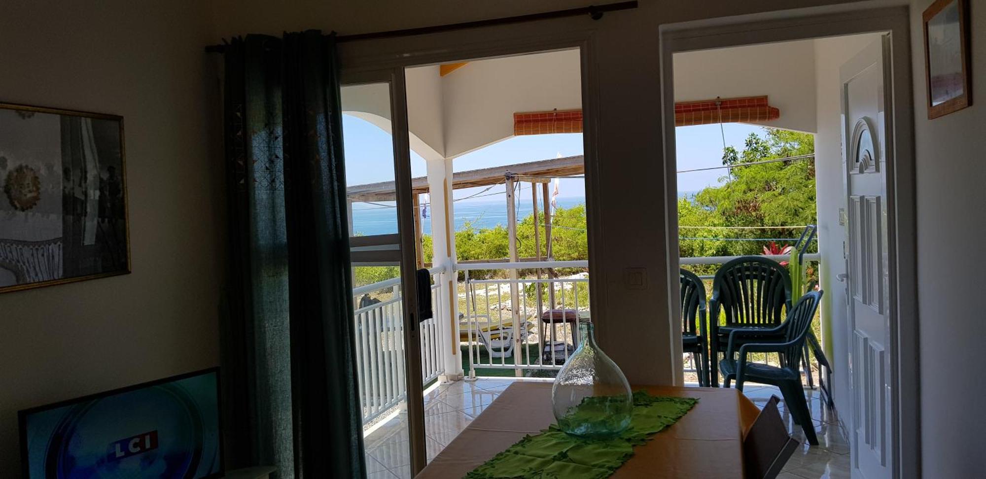 Вилла Planete Bleue Habitation Mes Desirs Beaurenom Экстерьер фото