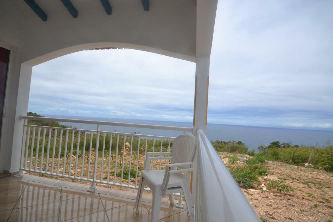 Вилла Planete Bleue Habitation Mes Desirs Beaurenom Экстерьер фото