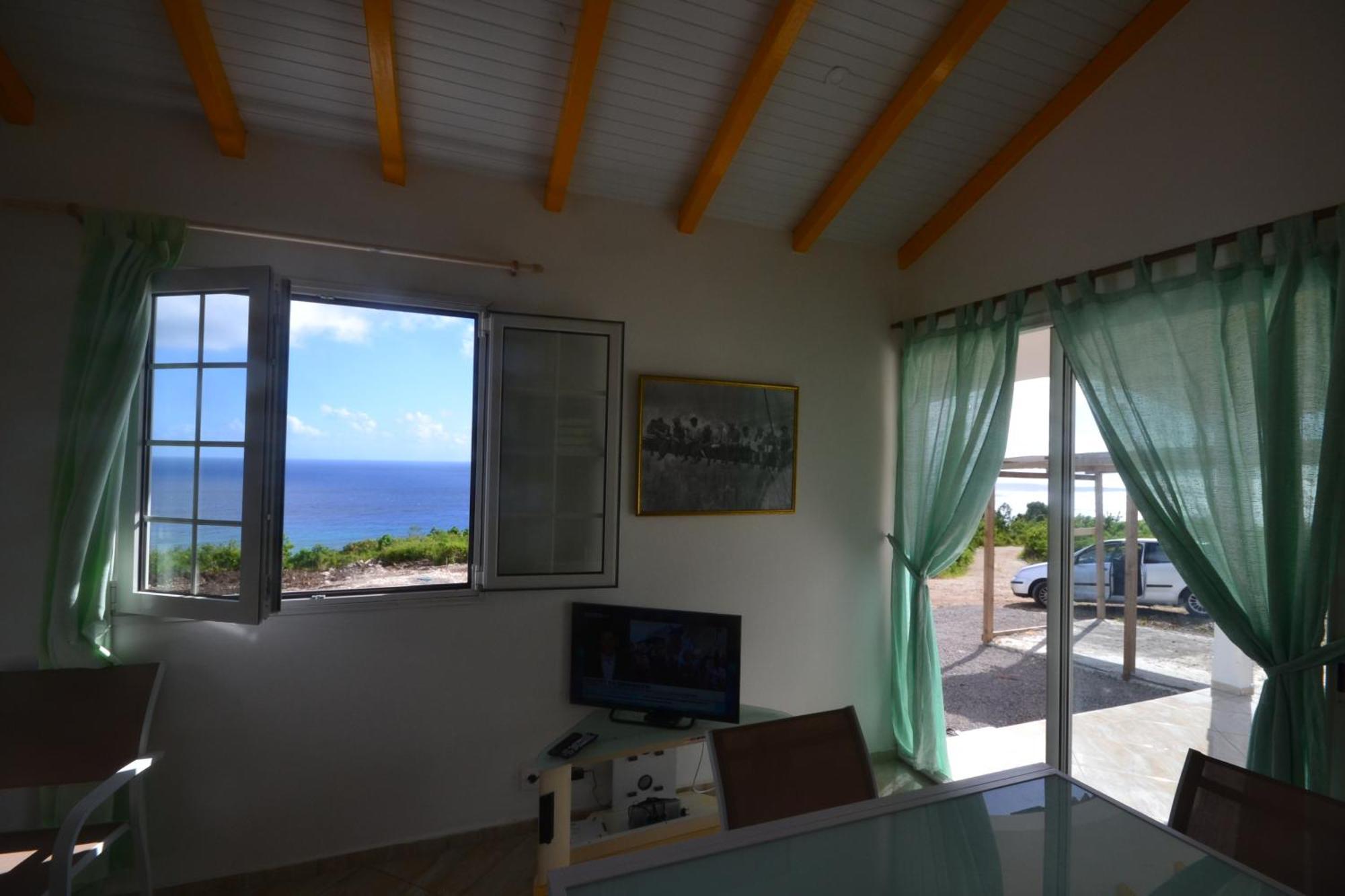Вилла Planete Bleue Habitation Mes Desirs Beaurenom Экстерьер фото