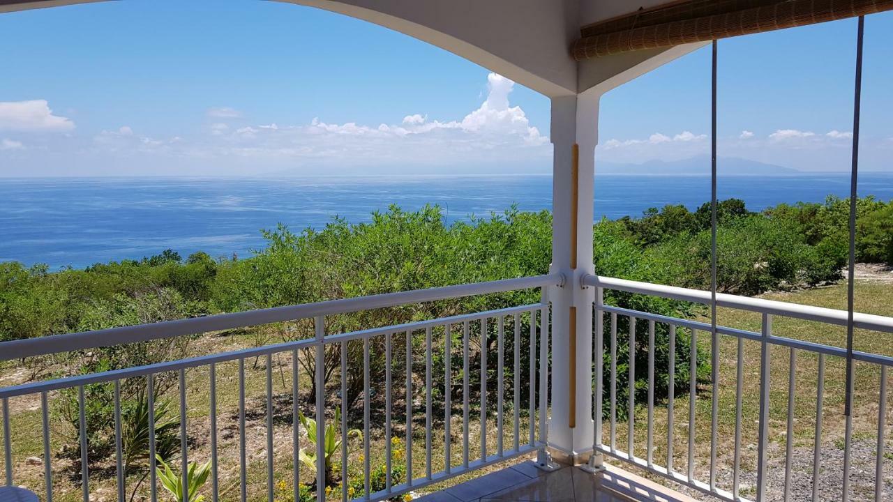 Вилла Planete Bleue Habitation Mes Desirs Beaurenom Экстерьер фото